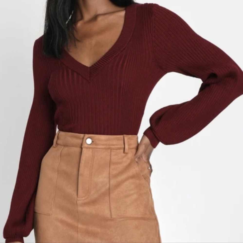 Lulus NWT Subtle Sensation Burgundy V Neck Ribbed Sweater Top Size Large